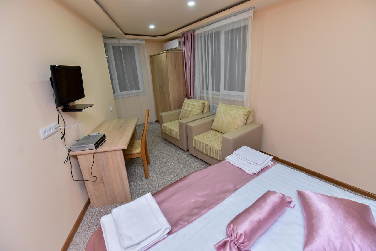 Gayane Hotel アラヴェルジ エクステリア 写真