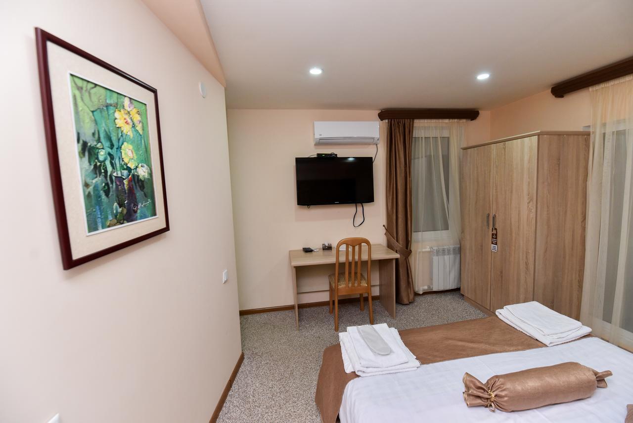 Gayane Hotel アラヴェルジ エクステリア 写真