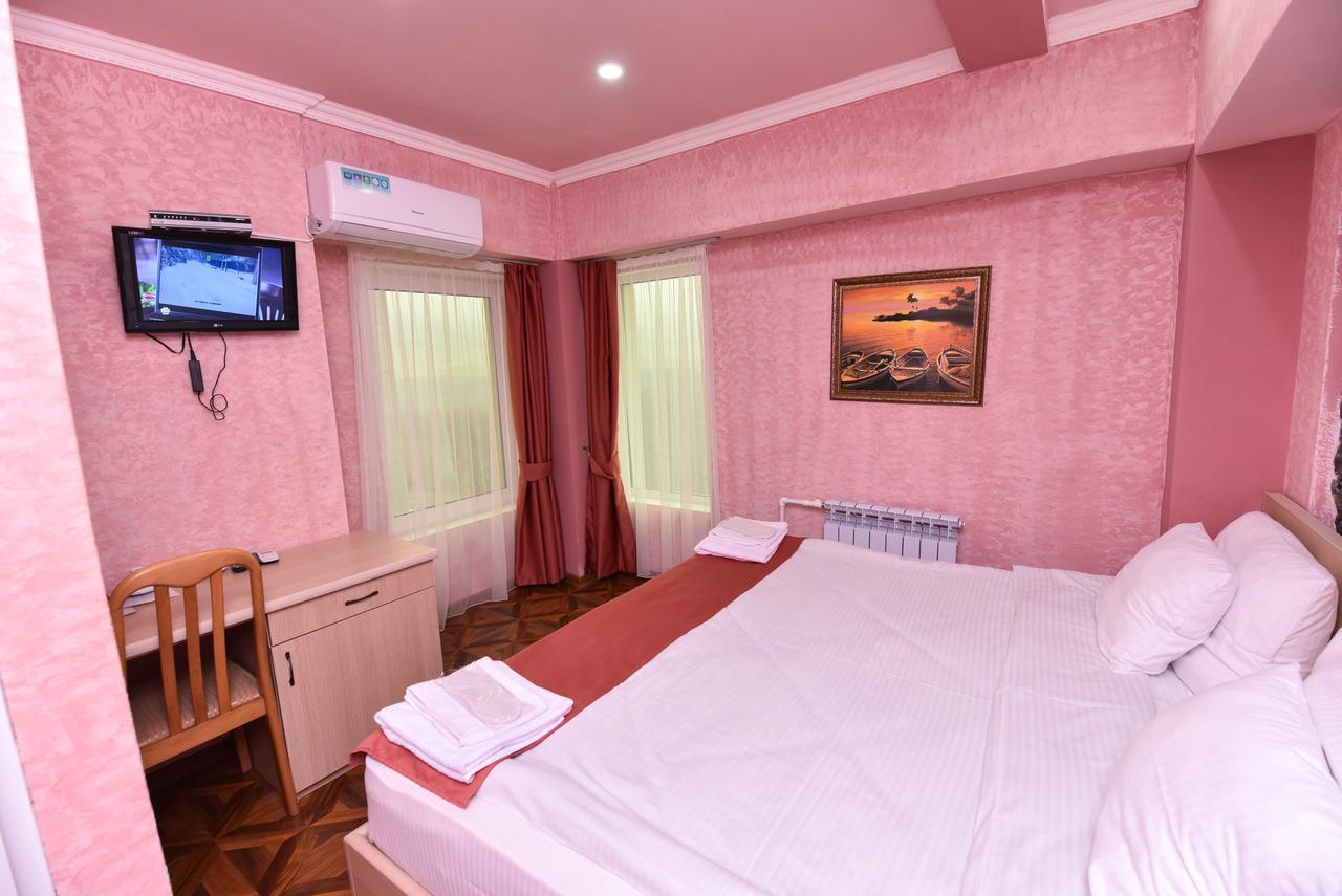 Gayane Hotel アラヴェルジ エクステリア 写真